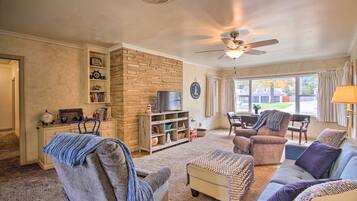 House (3 Bedrooms) | Front of property