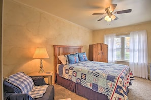 Interior - Ranch-style Cottage - 2 Miles to Philbrook Museum! (Tulsa)