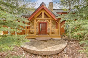 House (3 Bedrooms) | Interior - 7 Mi to Rocky Mtn Nat'l Park: Grand Lake Home! (Grand Lake)