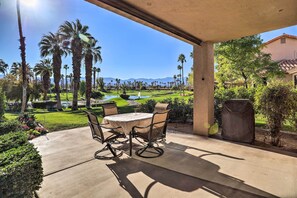 Apartment (2 Bedrooms) | Interior - Near Golfing: Palm Desert Condo w/ Pool Access! (Palm Desert)