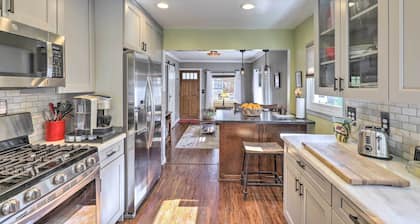 Charming Craftsman Bungalow With Garden & Hot Tub!