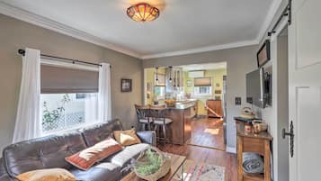 Rumah (2 Bedrooms) | Interior