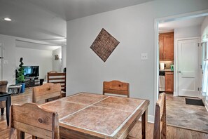 House (3 Bedrooms) | Interior - San Antonio Home w/ Pvt. Yard, 5 Mi to Downtown! (San Antonio)