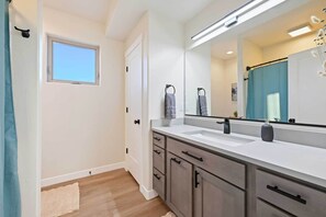 House (2 Bedrooms) | Interior - Grand Junction Home ~ 1 Mi to Downtown (Grand Junction)