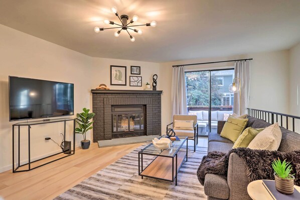 House (3 Bedrooms) | Front of property