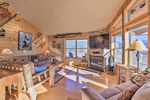 House (3 Bedrooms) | Interior - Grand Lake House w/ Mountain Views, Deck! (Grand Lake)