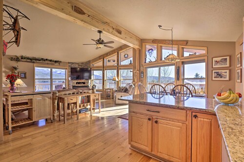 Grand Lake House w/ Mountain Views, Deck!