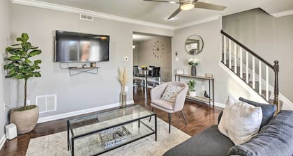 Chic Townhome w/ Deck: 6 Mi to Dtwn Baltimore