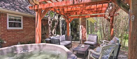 House (3 Bedrooms) | Front of property