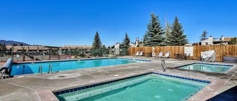 Apartment (2 Bedrooms) | Bahagian dalam