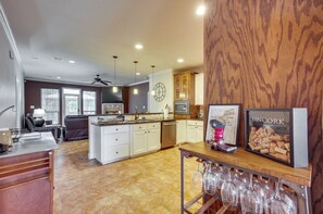 House (3 Bedrooms) | Bahagian dalam