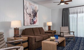 TV, peis og DVD-spiller