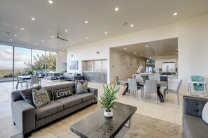 House (5 Bedrooms) | Bahagian dalam