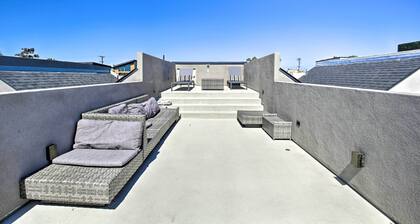 Chic San Diego Abode Rooftop Balcony + Bay Views!