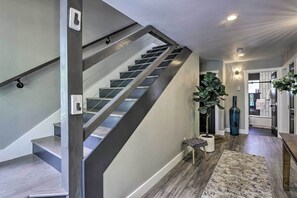 Interior - Upscale Home w/ Hot Tub: 3 Mi to Breck Ski Resort! (Breckenridge)