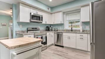 Cottage (3 Bedrooms) | Interior