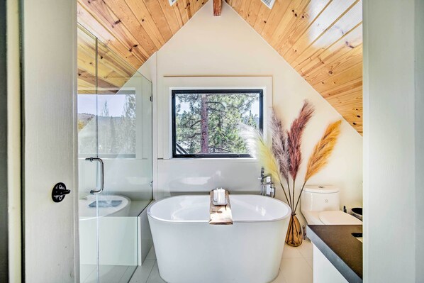 Casa (2 Bedrooms) | Interior