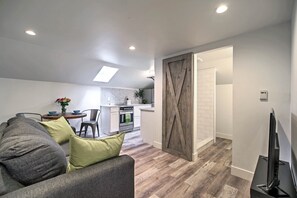 Apartment (1 Bedroom) | Interior - Dtwn Golden Apt < 9 Mi to Red Rocks Amphitheater! (Golden)