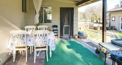 Quiet Challenge-brownsville Home Near Collins Lake