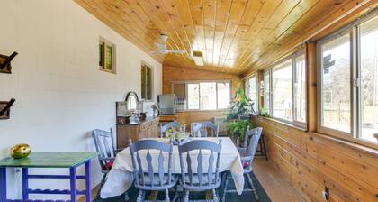 Quiet Challenge-brownsville Home Near Collins Lake