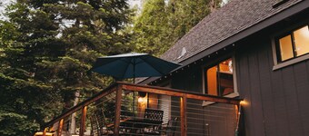 Family Cabin in Blue Lake Springs, Near Town! = เคบินสำหรับครอบครัวในบลูลีคสปริงส์ ใกล้เมือง!