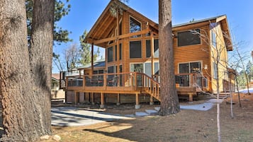 House (4 Bedrooms) | Front of property