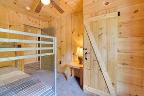 Casa (Multiple Bedrooms) | Interior