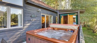 Walk to Main St: Frisco Home w/ Hot Tub & Deck!