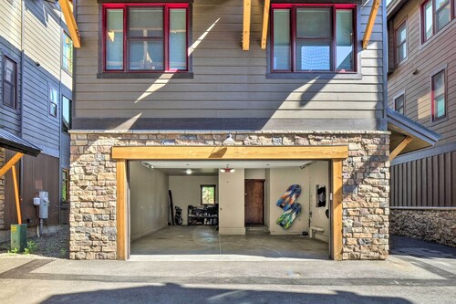 Frisco House - Rooftop Deck w/ Fire Pit Table