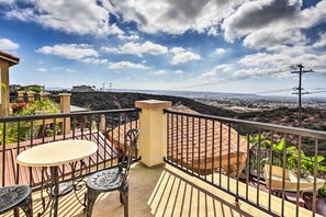 Interior - Luxe San Diego Getaway w/ Pool & Ocean Views (San Diego)