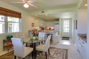 Apartment (3 Bedrooms) | Interior - Tropical Kona Resort Townhome: Patio + Ocean Views (Kailua-Kona)