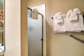 Apartment (2 Bedrooms) | Interior - Pool Access: Dog-friendly Palm Desert Getaway! (Palm Desert)