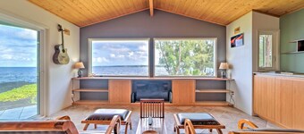 Direct Oceanfront, Big Island Home