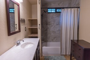 Ensemble baignoire-douche