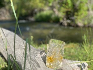 Alimentos y bebidas