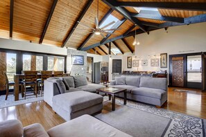 บ้านพัก (3 Bedrooms) | ด้านหน้าที่พัก