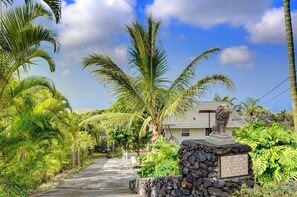 House (3 Bedrooms) | Interior - Kailua-kona House w/ Balcony & Ocean Views! (Kailua-Kona)