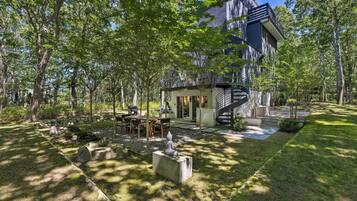 House (3 Bedrooms) | Front of property