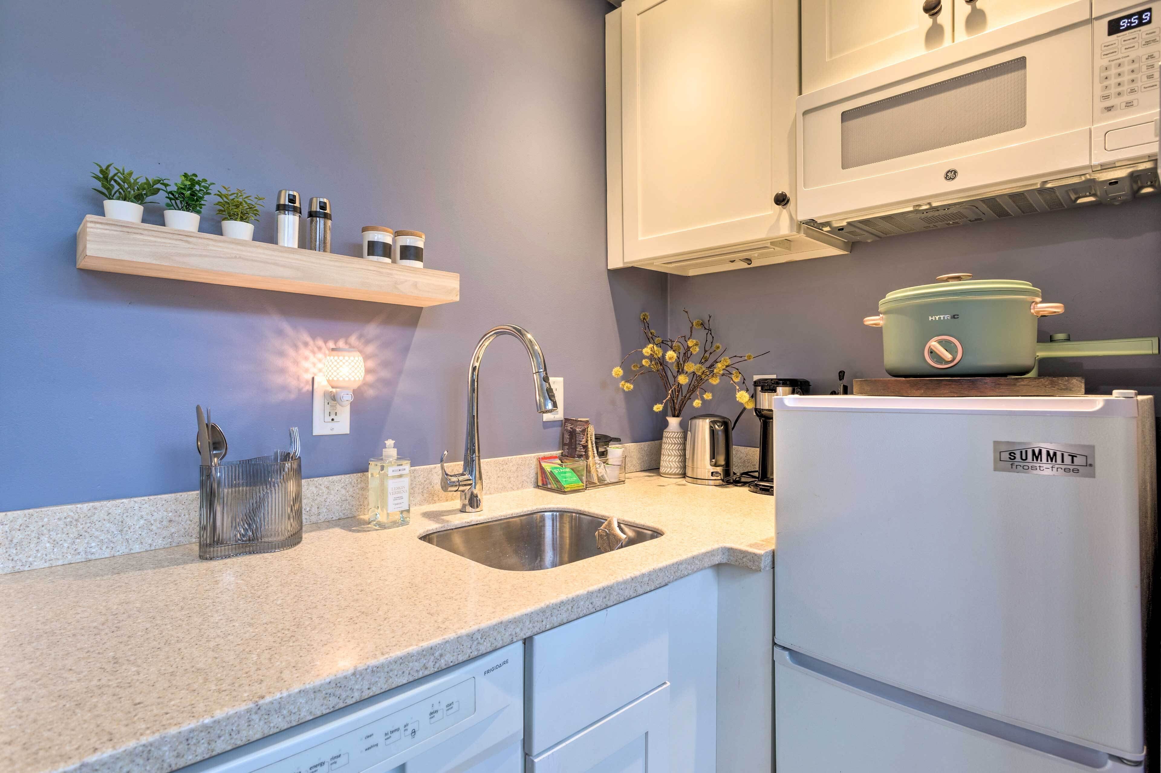 Apartment (0 Bedroom) | Interior