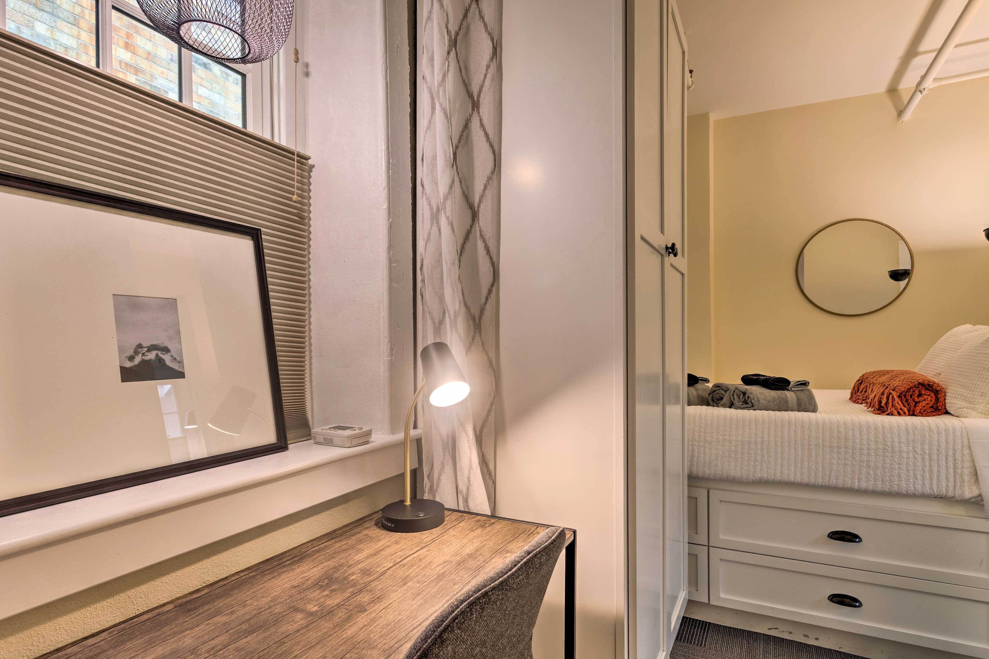 Apartment (0 Bedroom) | Interior