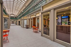 Interior - Dashing Dtwn Providence Studio w/ Smart TV! (Providence)