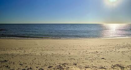 Romantic Cape Cod Studio w/ Patio, Near Beaches