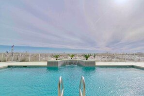 Apartment (2 Bedrooms) | Interior - Beachfront Gulf Shores Condo w/ Pool (Gulf Shores)