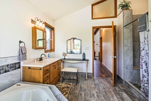 Nhà (4 Bedrooms) | Nội thất