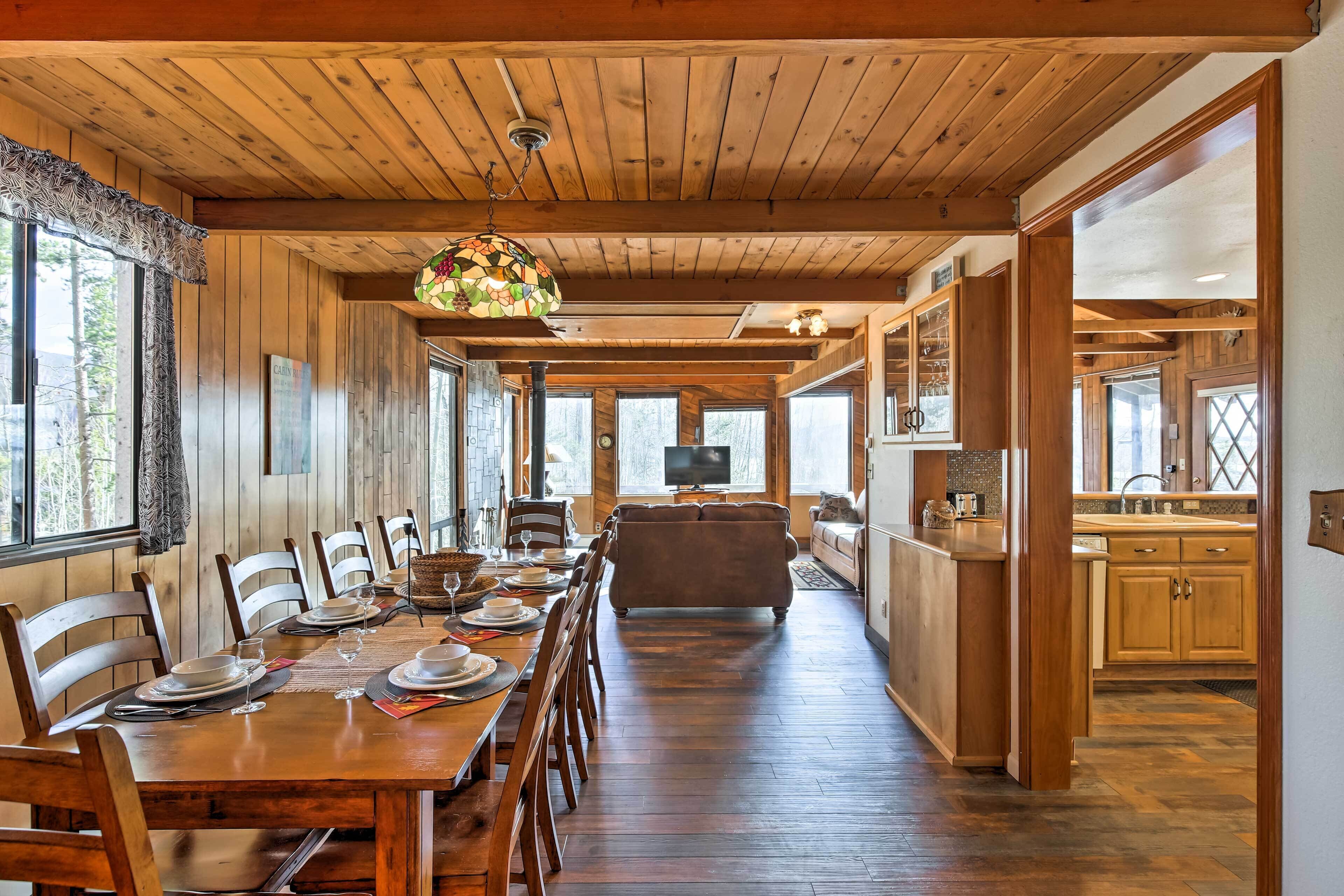 House (4 Bedrooms) | Interior