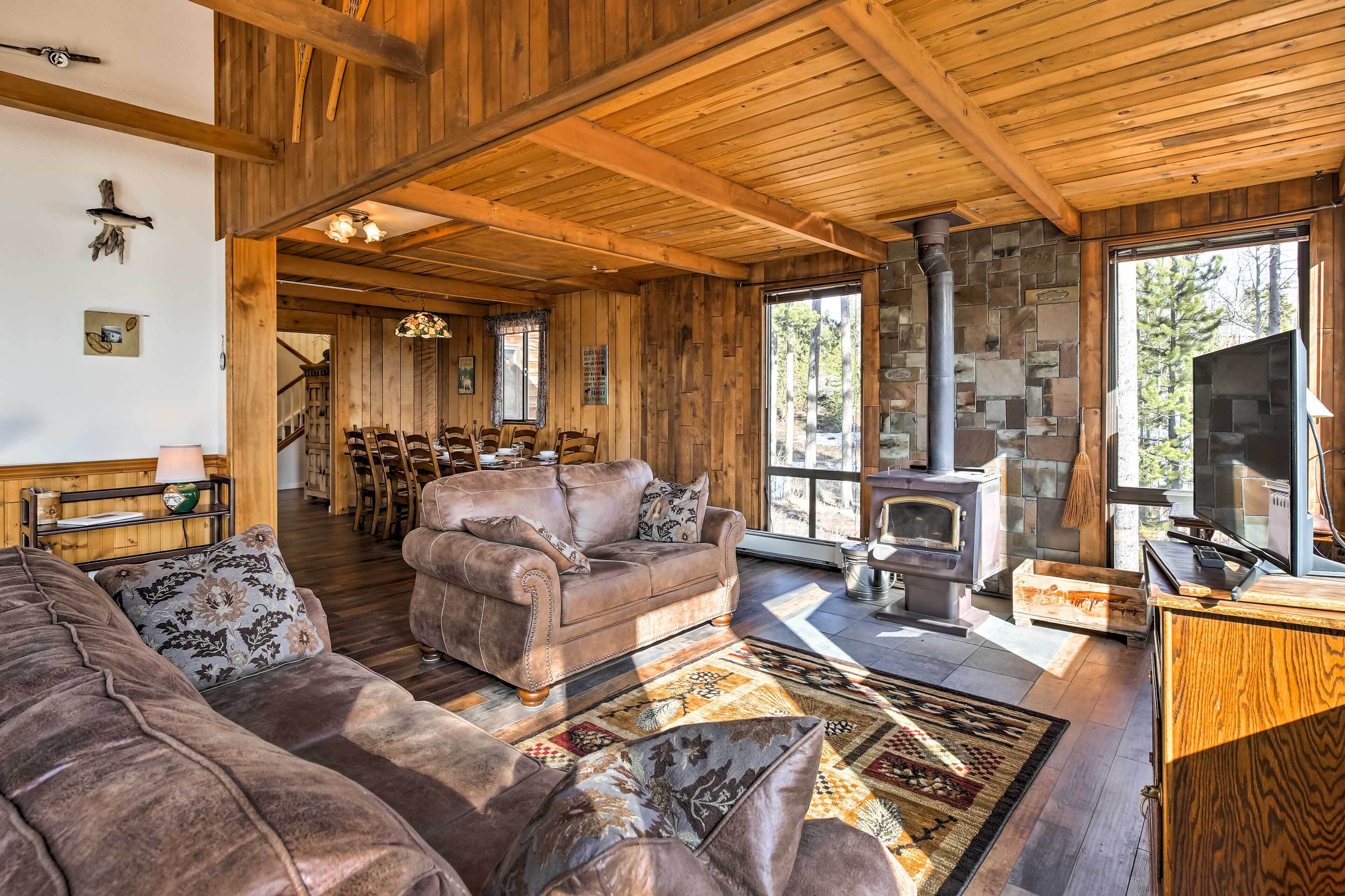 House (4 Bedrooms) | Interior