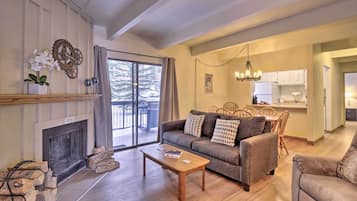 Apartment (2 Bedrooms) | Front of property