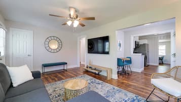 House (3 Bedrooms) | Front of property