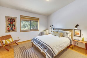 House (2 Bedrooms) | Interior - Idyllwild Cabin w/ Deck & Tahquitz Peak Views (Idyllwild)