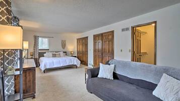 House (4 Bedrooms) | 4 bedrooms, iron/ironing board, free cots/infant beds, bed sheets